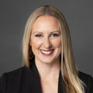 Suzi Boynton headshot